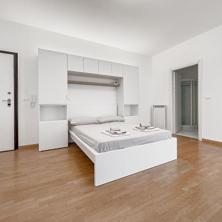 Apartamento Realkasa Amendola 6 Bolonia Exterior foto